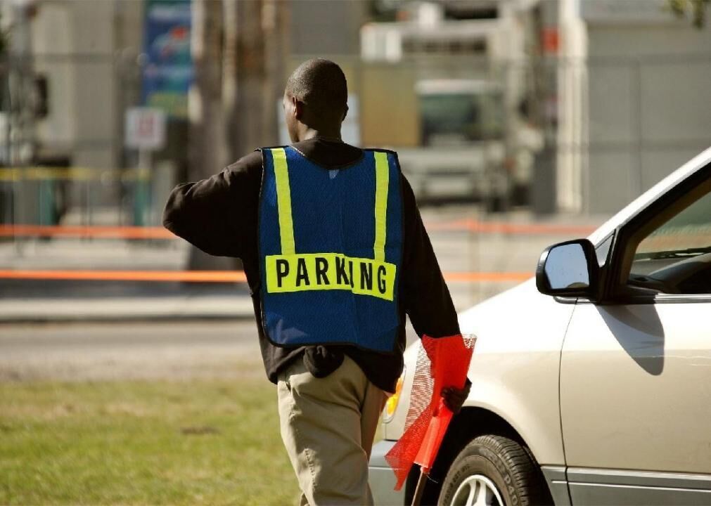 #19. Parking attendants